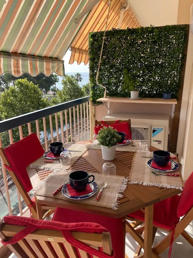 Vue Sur Mer - Magnifique Appartement Tout Confort - Terrasse Et Parking Prive Cagnes-sur-Mer Francie