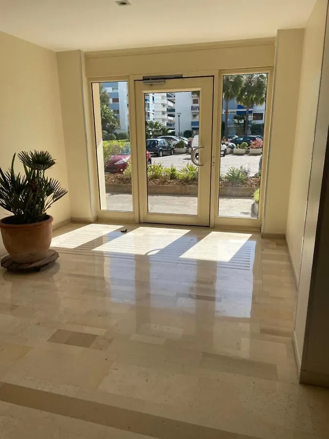 Appartement rénové vue mer avec garage Cagnes-sur-Mer 0*,  France