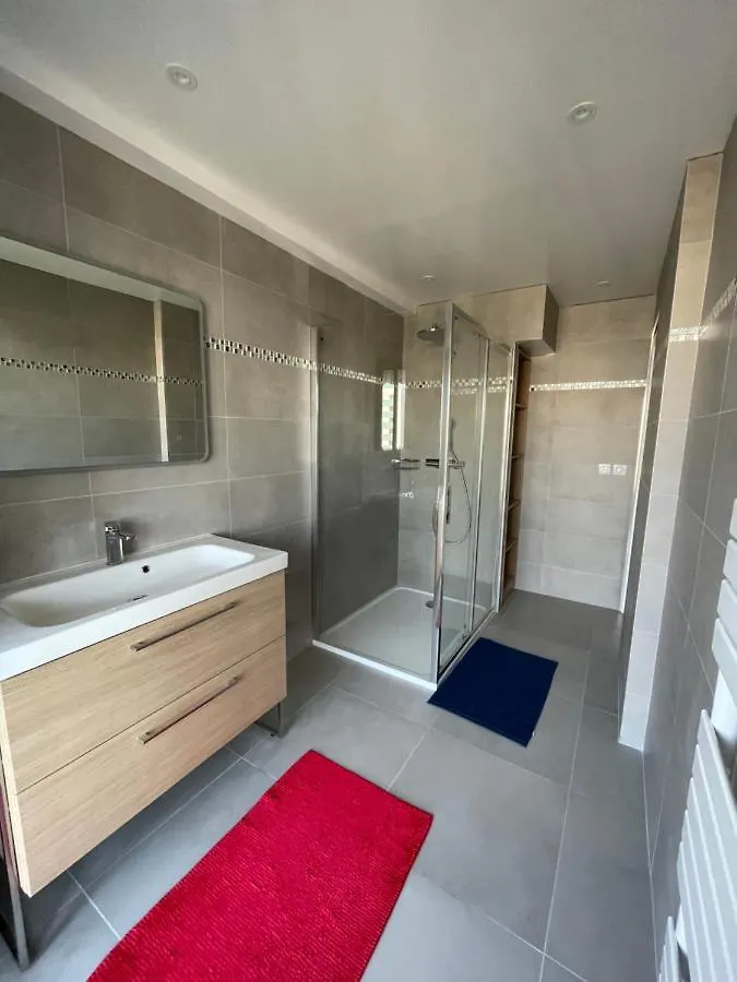 Appartement rénové vue mer avec garage Cagnes-sur-Mer France