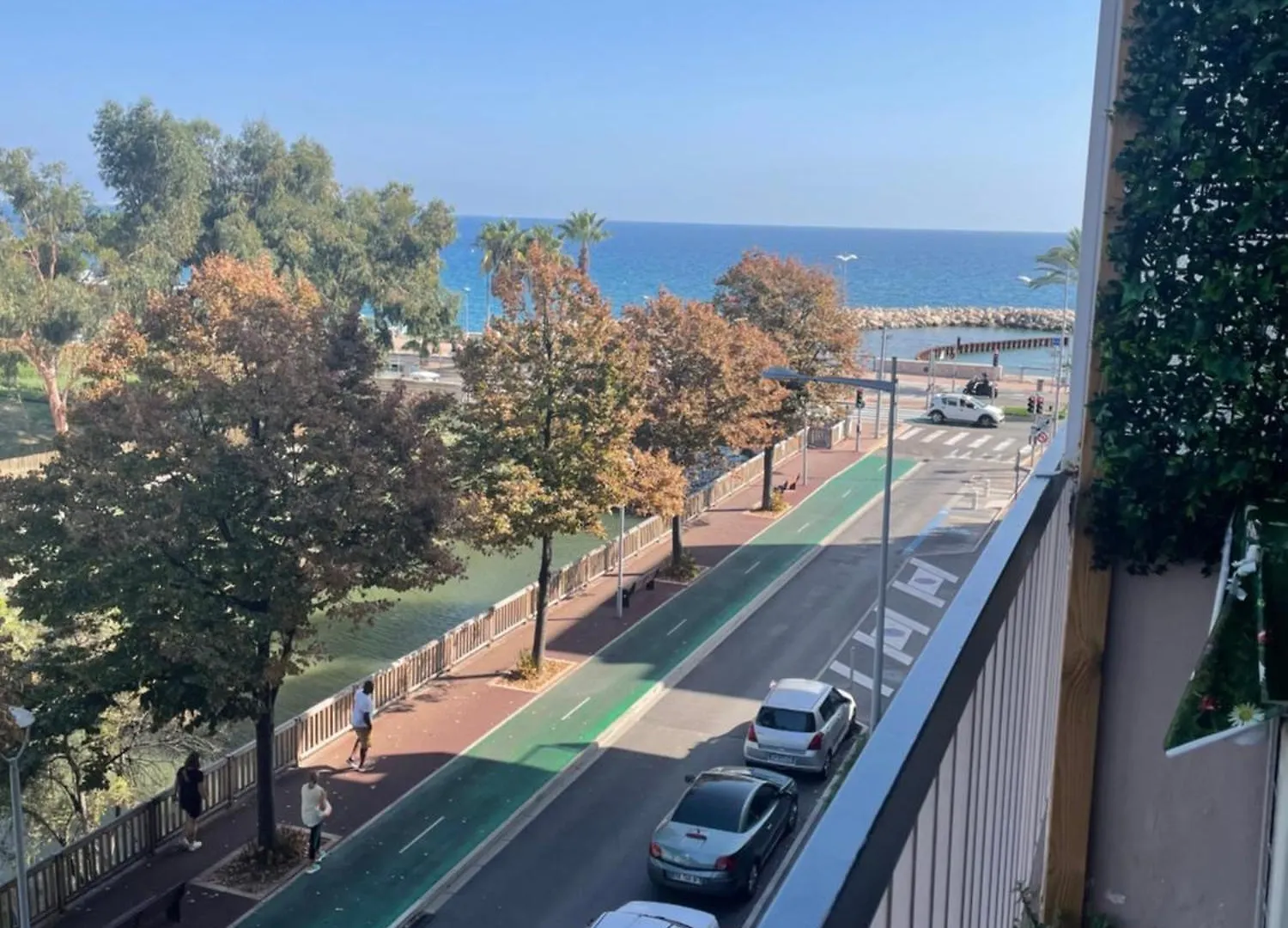 Appartement rénové vue mer avec garage Cagnes-sur-Mer